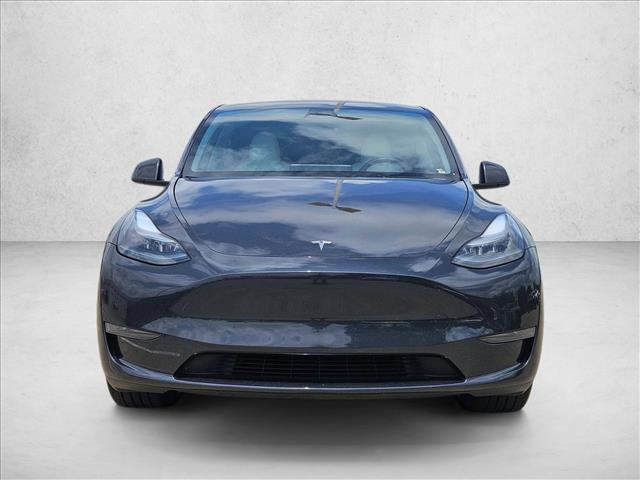 Used 2025 Tesla Model Y Long Range video 2