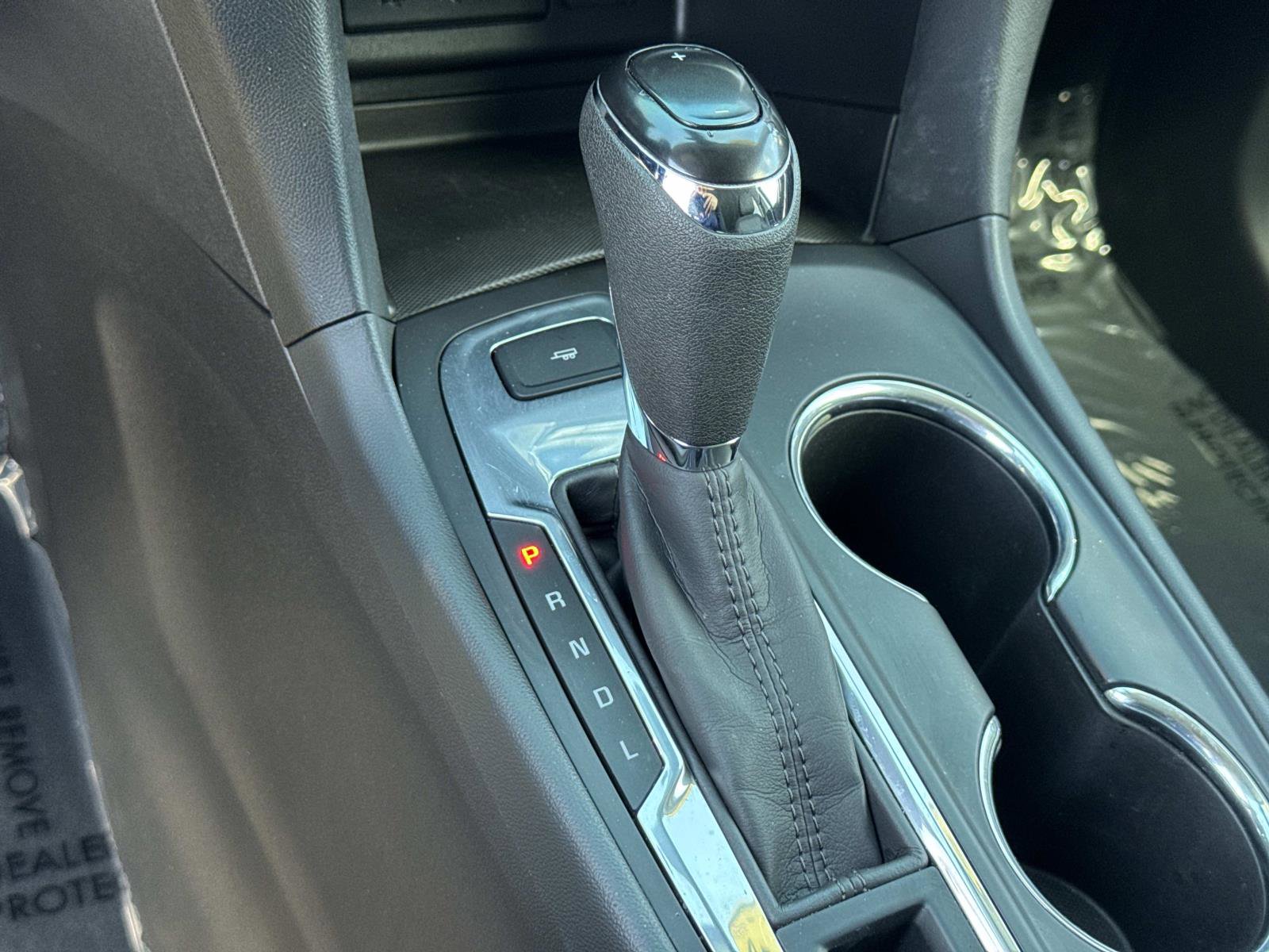 Used 2020 Chevrolet Equinox LT image 16