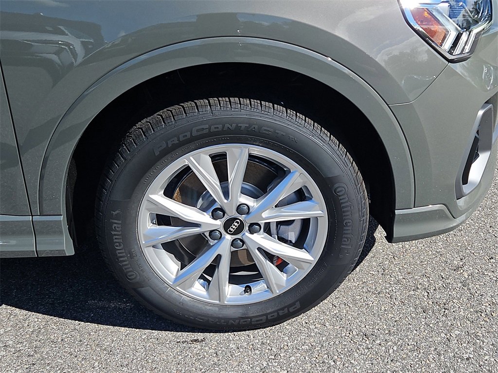 New 2025 Audi Q3 2.0T Premium image 3