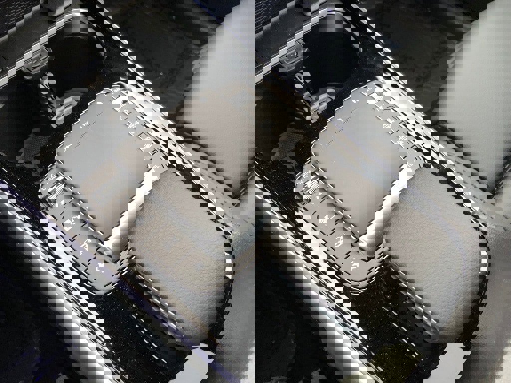 New 2023 Mercedes-Benz EQB 300 4MATIC image 28