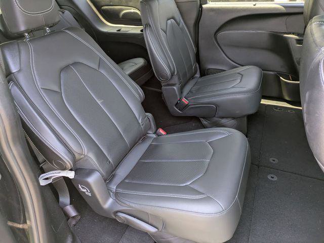 Certified 2020 Chrysler Pacifica Touring-L w/ Advanced Safetytec Group AWD/4WD image 26
