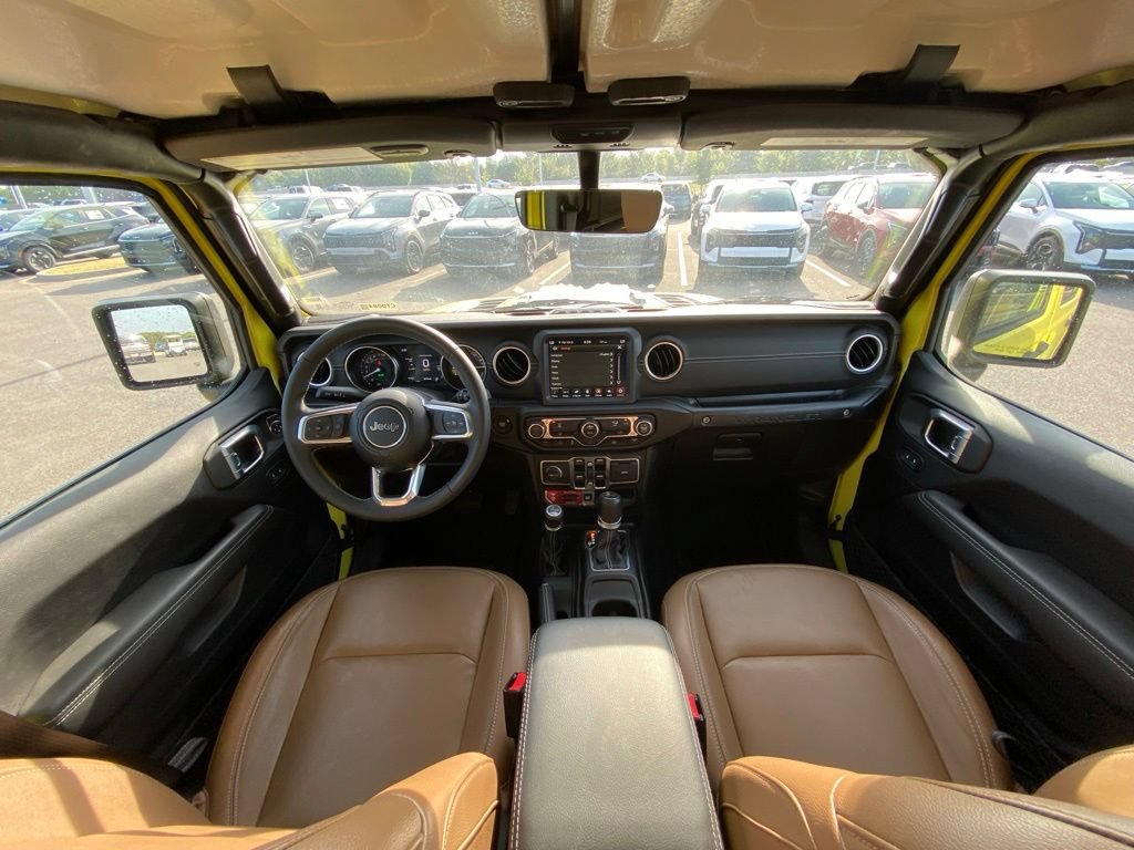 Used 2023 Jeep Wrangler Unlimited Rubicon 4xe AWD/4WD image 21