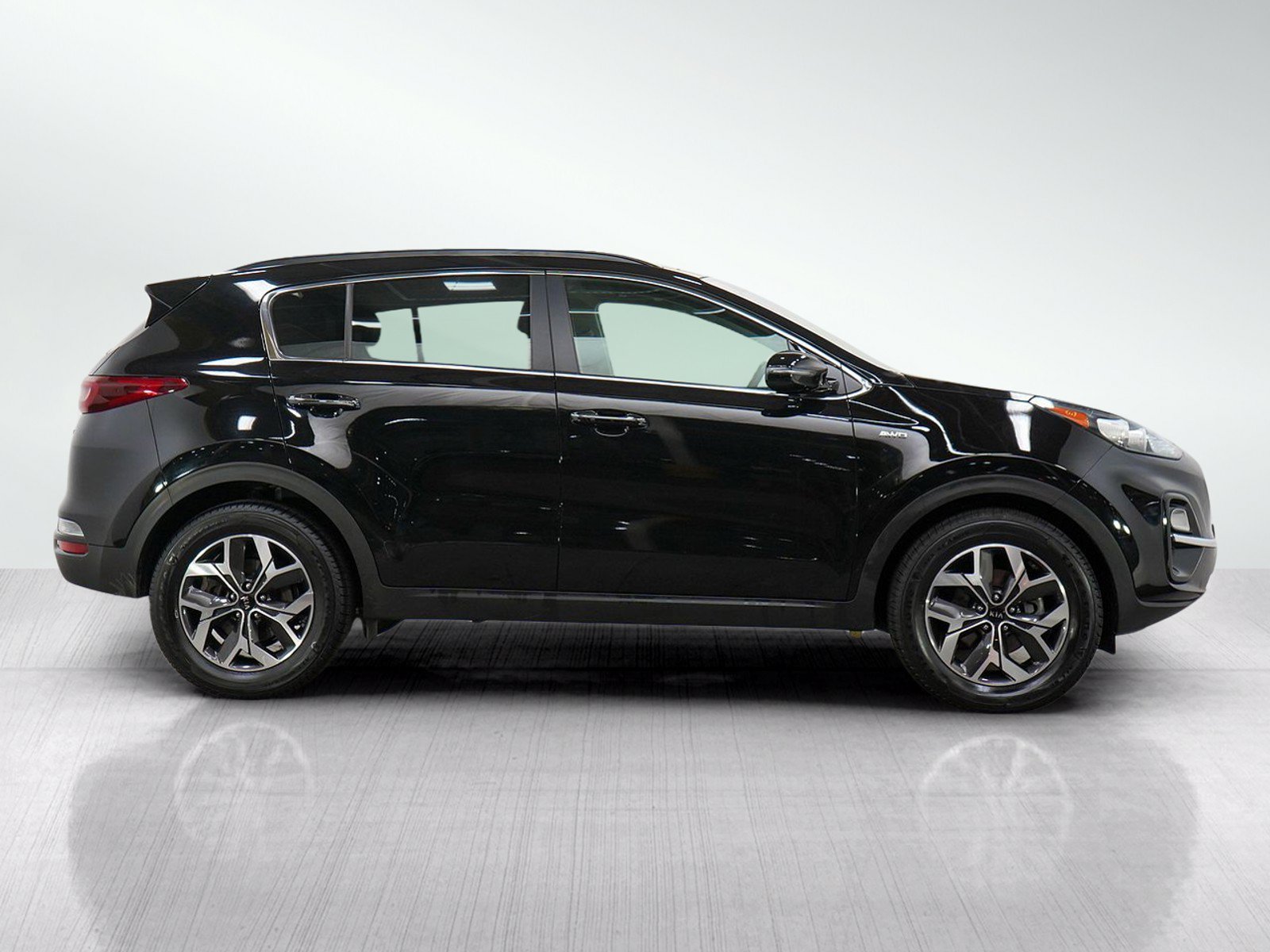 Used 2021 Kia Sportage EX w/ EX Technology Package AWD/4WD image 7
