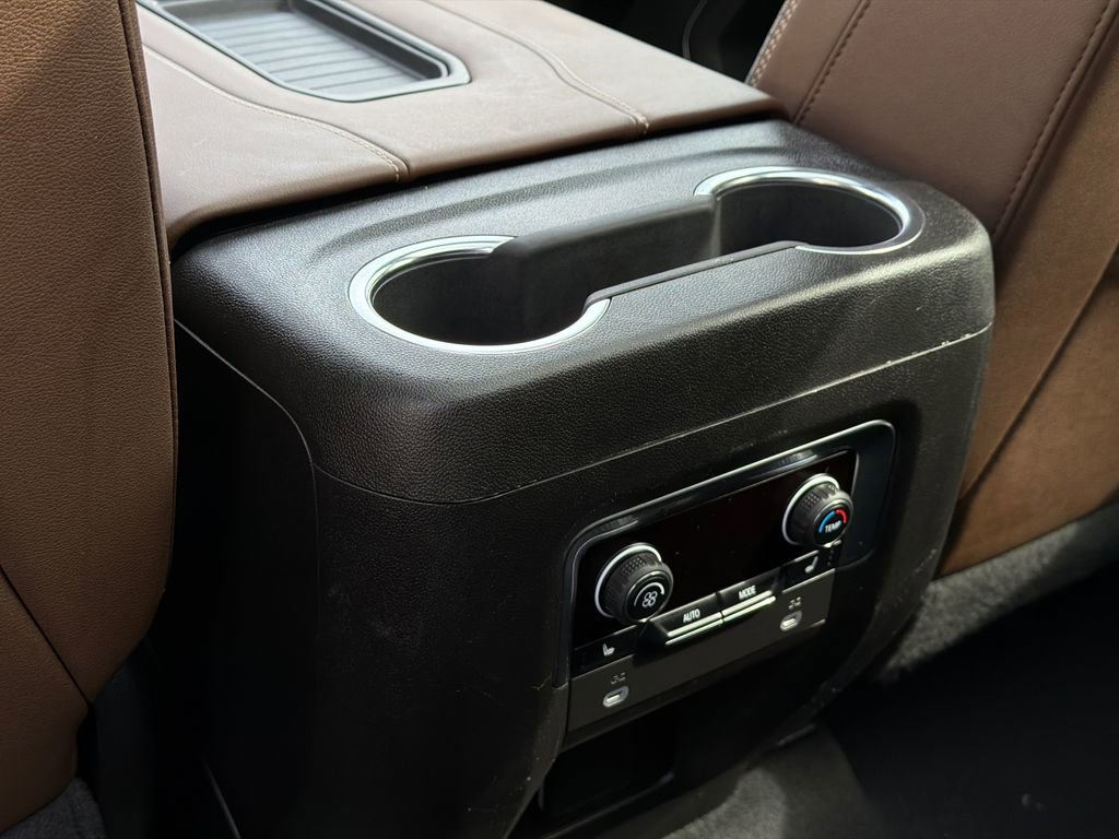 Used 2022 Chevrolet Tahoe High Country image 23