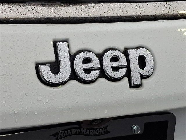 Used 2024 Jeep Compass Latitude image 30