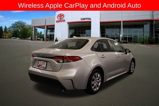 Used 2024 Toyota Corolla LE image 5