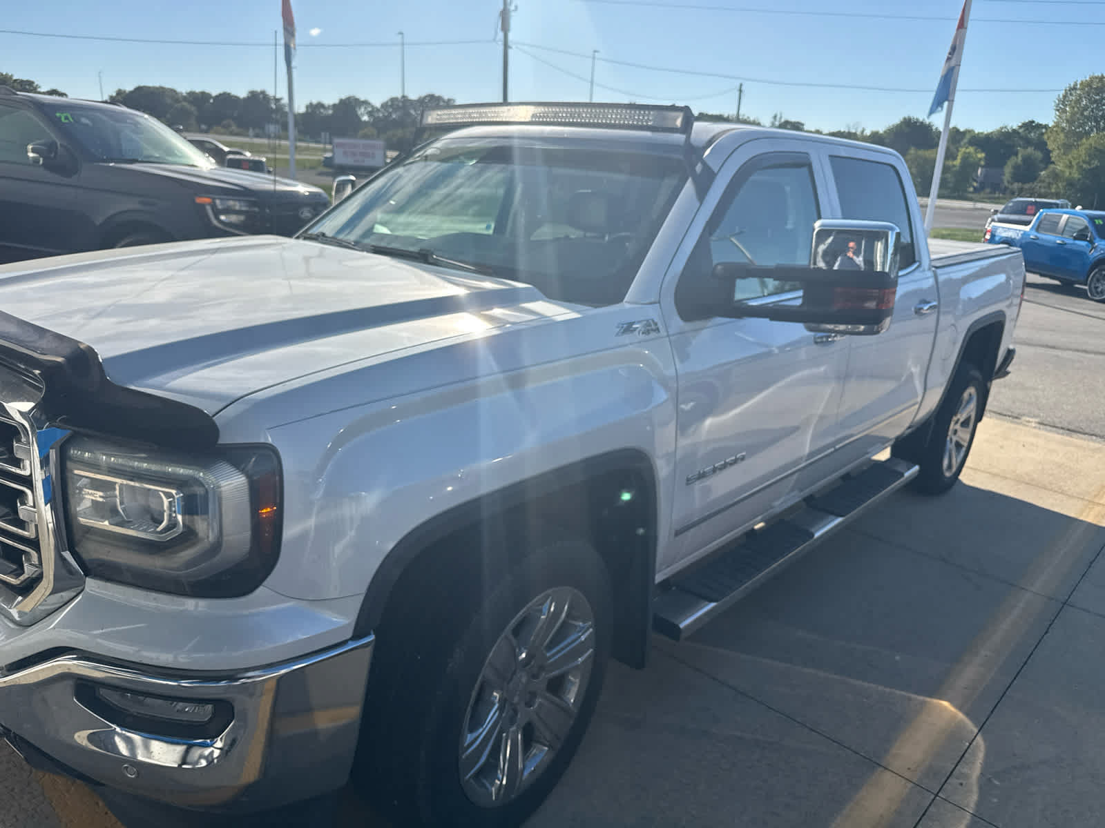 Used 2016 GMC Sierra 1500 SLT AWD/4WD image 9