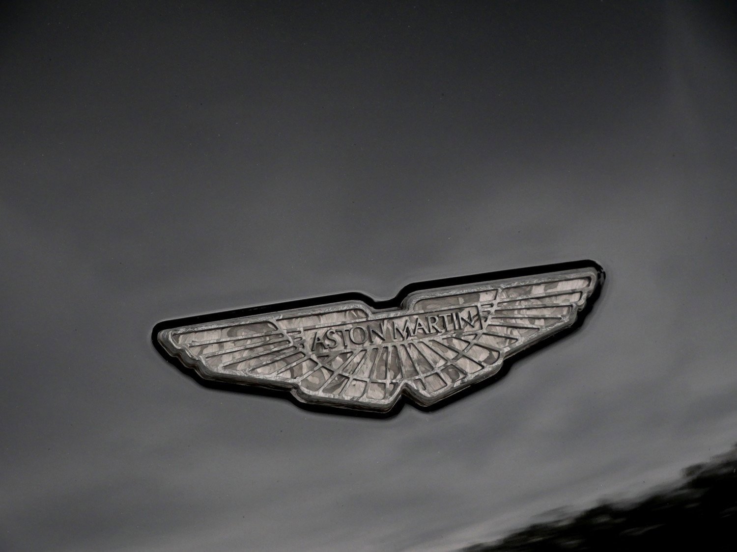 Used 2019 Aston Martin DBS Superleggera image 16