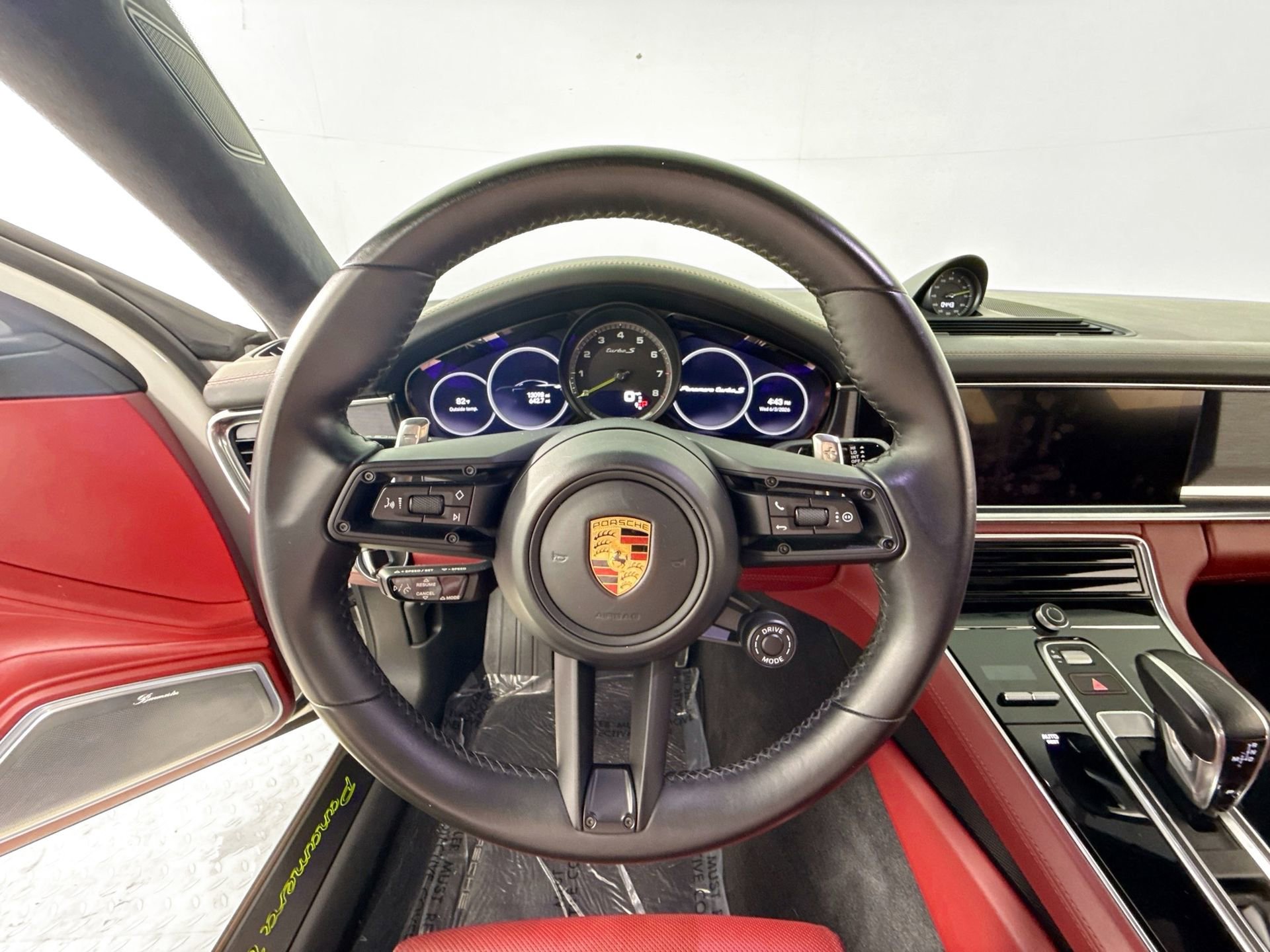 Used 2022 Porsche Panamera Turbo S AWD/4WD image 10