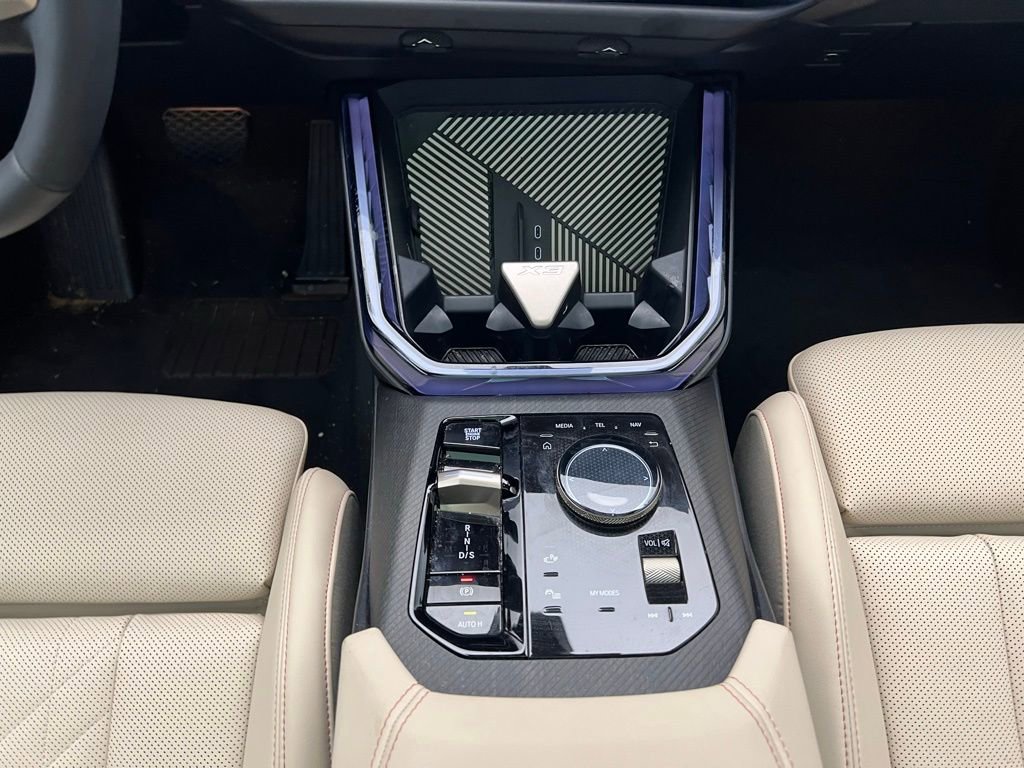 Certified 2025 BMW X3 xDrive30i AWD/4WD image 11