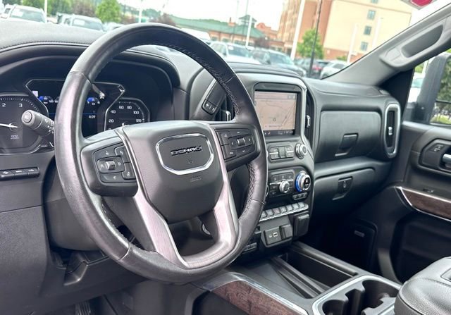 Used 2021 GMC Sierra 3500 Denali w/ Denali Ultimate Package AWD/4WD image 18