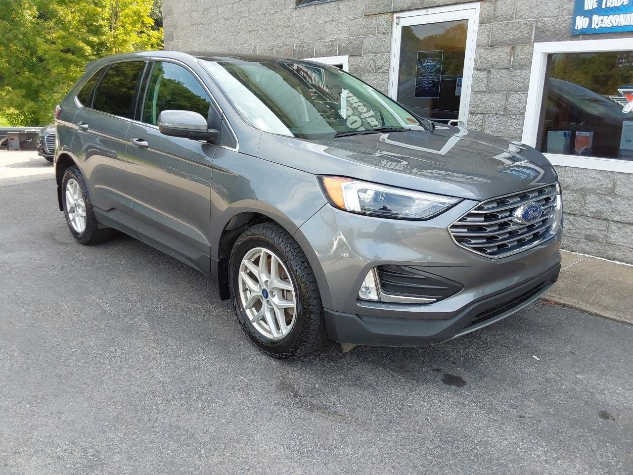 Used 2022 Ford Edge SEL w/ Convenience Package AWD/4WD image 2