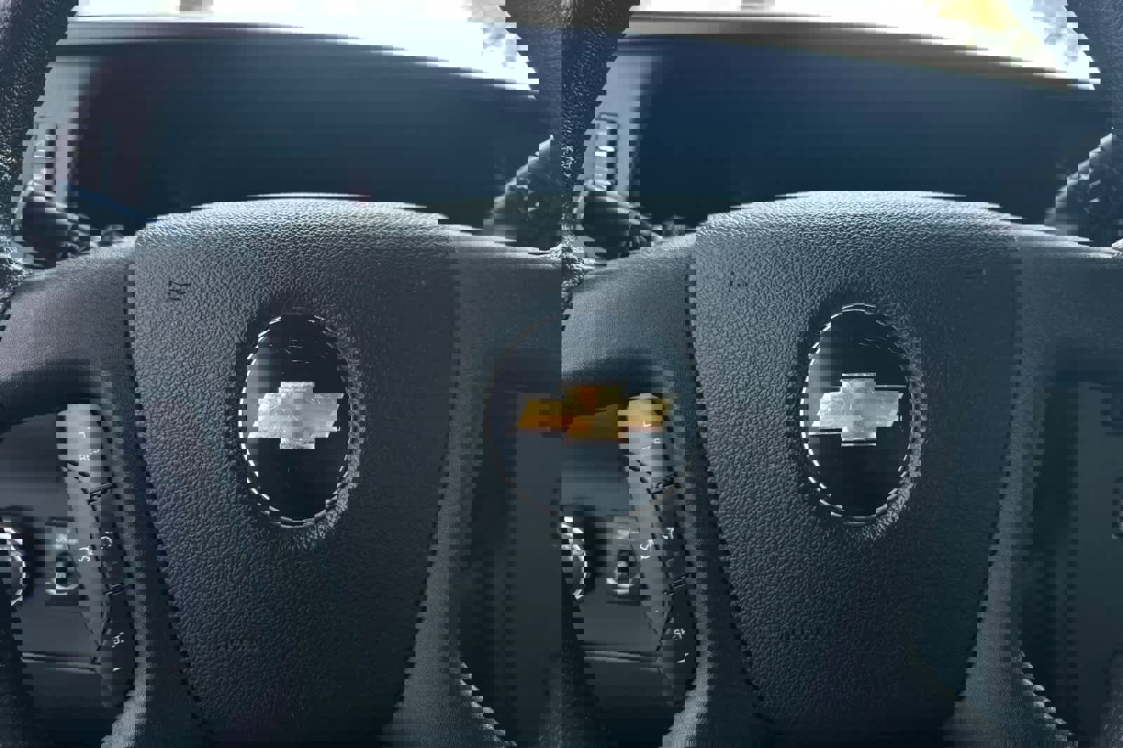 Used 2019 Chevrolet Express 3500 w/ Driver Convenience Package image 25