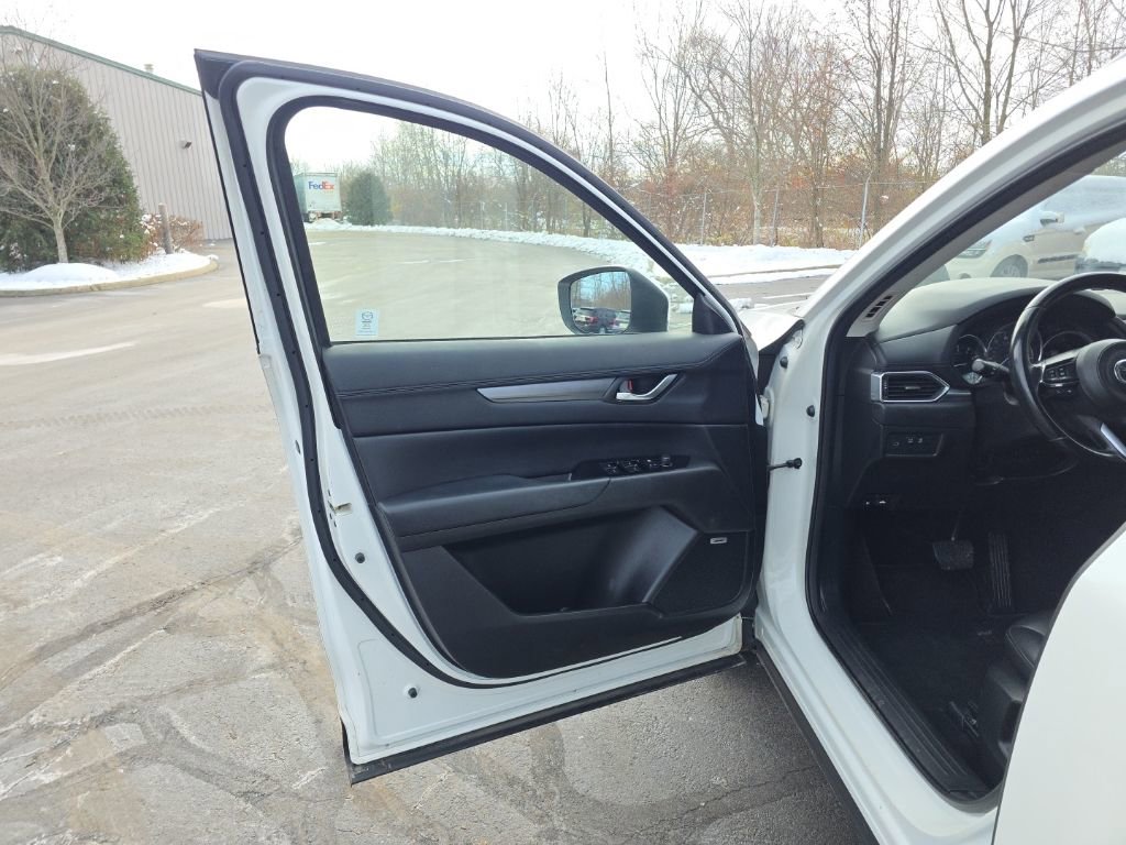 Used 2019 MAZDA CX-5 Touring image 62