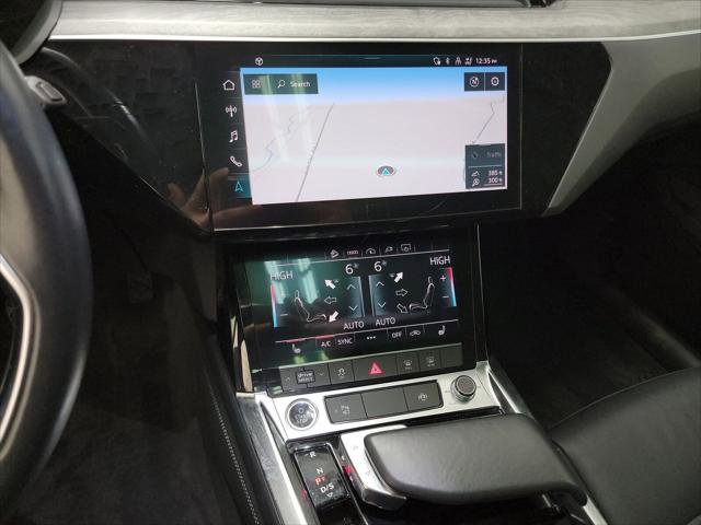 Used 2021 Audi e-tron Premium w/ Towing Package image 16