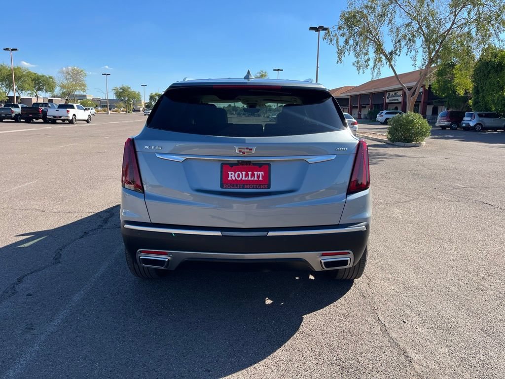 Used 2024 Cadillac XT5 Premium Luxury w/ Technology Package FWD image 8