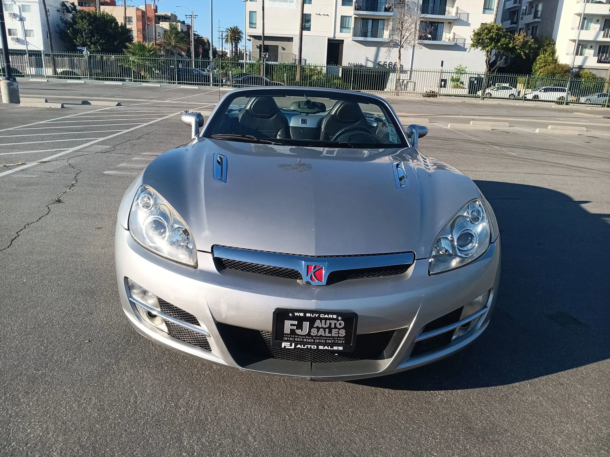 Used 2009 Saturn Sky w/ Premium Trim Package image 10