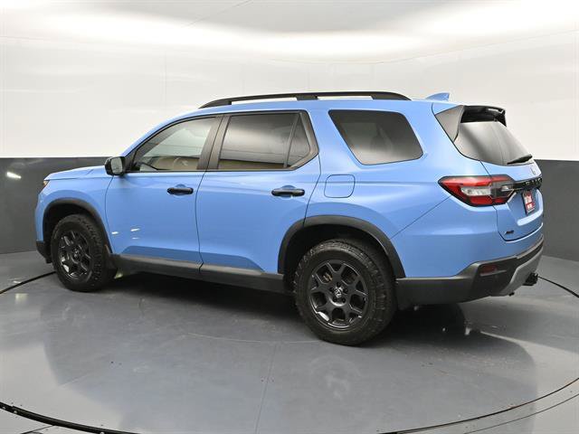 Used 2023 Honda Pilot TrailSport image 29