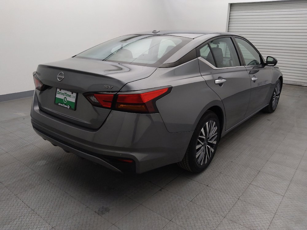 Used 2023 Nissan Altima 2.5 SV image 9
