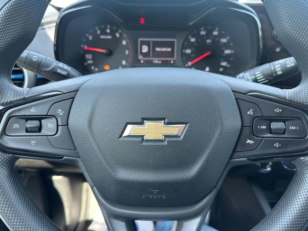 Certified 2025 Chevrolet Trax LS w/ LS Convenience Package image 19