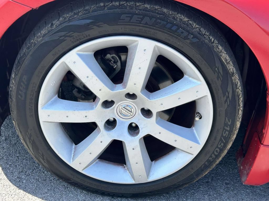 Used 2005 Nissan 350Z Touring RWD image 9