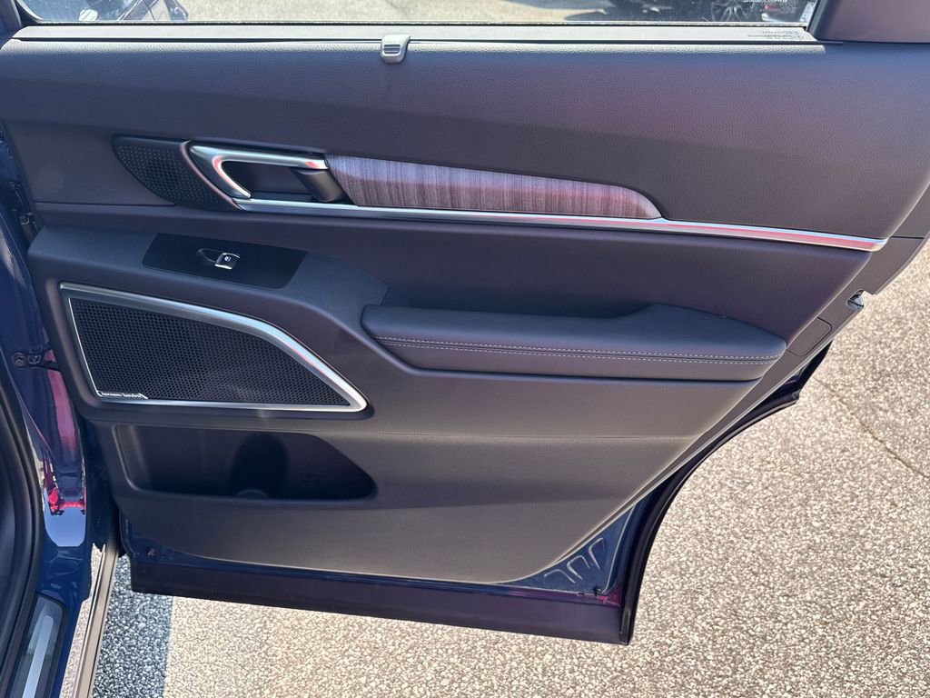 New 2025 Kia Telluride SX w/ SX Captain's Chair Package AWD/4WD image 17