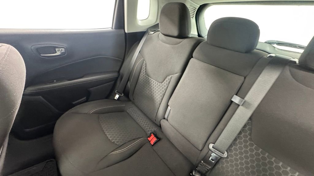 Used 2020 Jeep Compass Sport w/ Cold Weather Group image 14