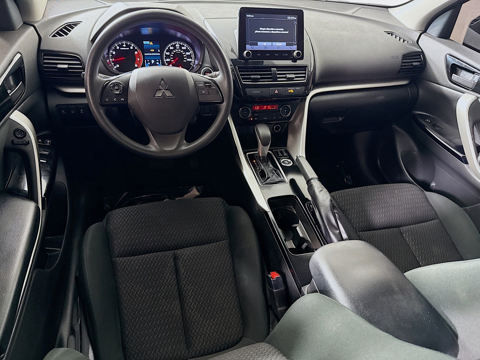 Used 2024 Mitsubishi Eclipse Cross Black Edition image 17