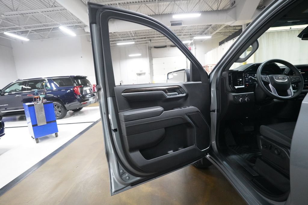 Certified 2026 GMC Sierra 1500 Elevation AWD/4WD image 27
