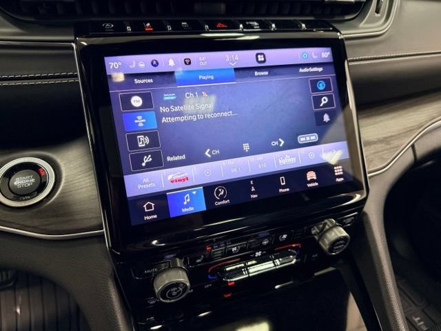 Used 2021 Jeep Grand Cherokee L Overland w/ Luxury Tech Group IV AWD/4WD image 11