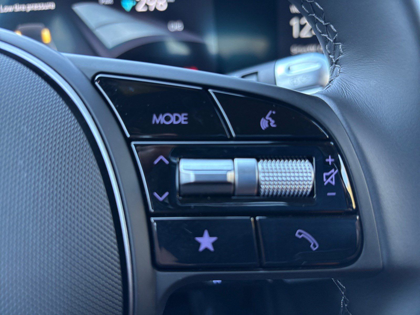 Used 2025 Hyundai Ioniq 6 SEL image 19