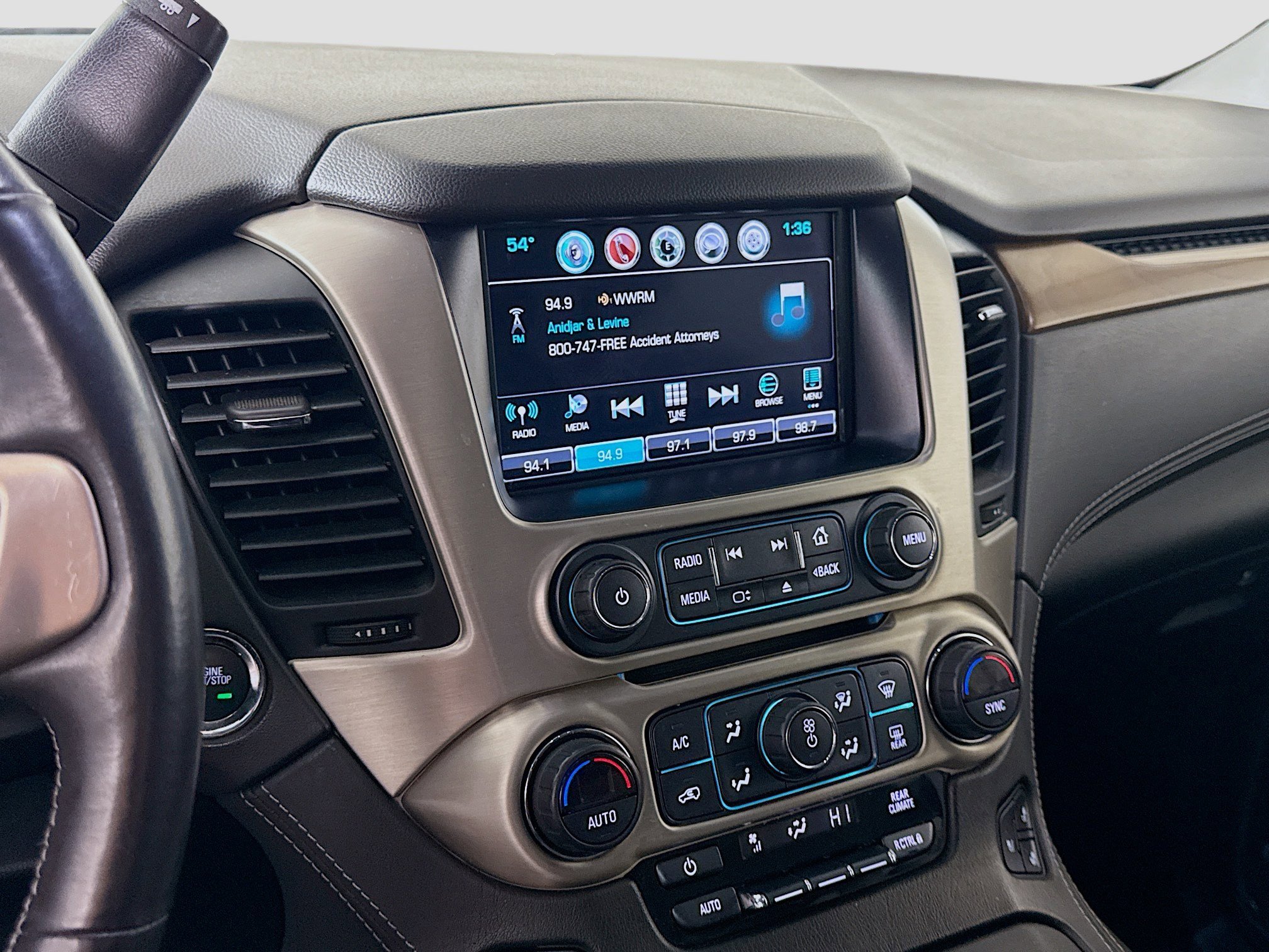 Used 2020 GMC Yukon Denali w/ Denali Ultimate Package image 18