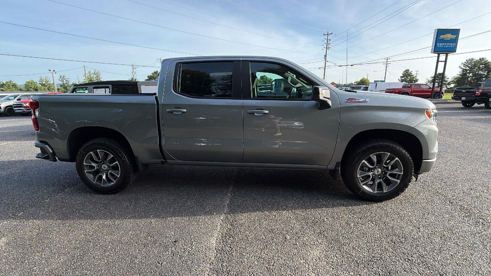 New 2026 Chevrolet Silverado 1500 RST AWD/4WD image 7
