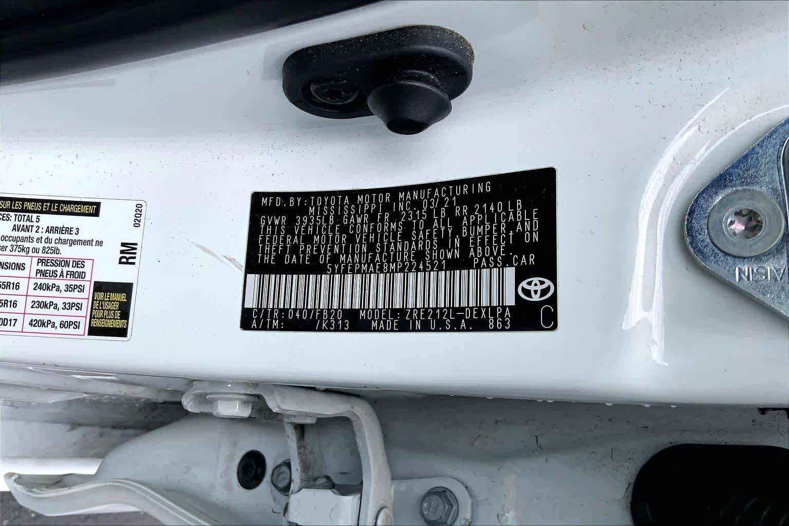 Used 2021 Toyota Corolla LE FWD image 34