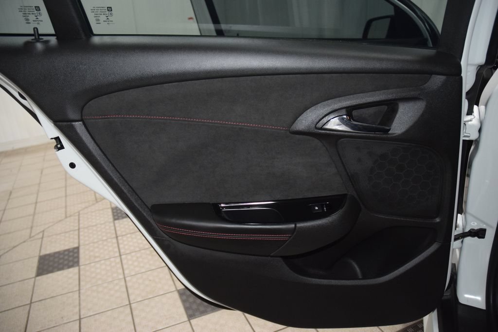 Used 2017 Chevrolet SS RWD image 46
