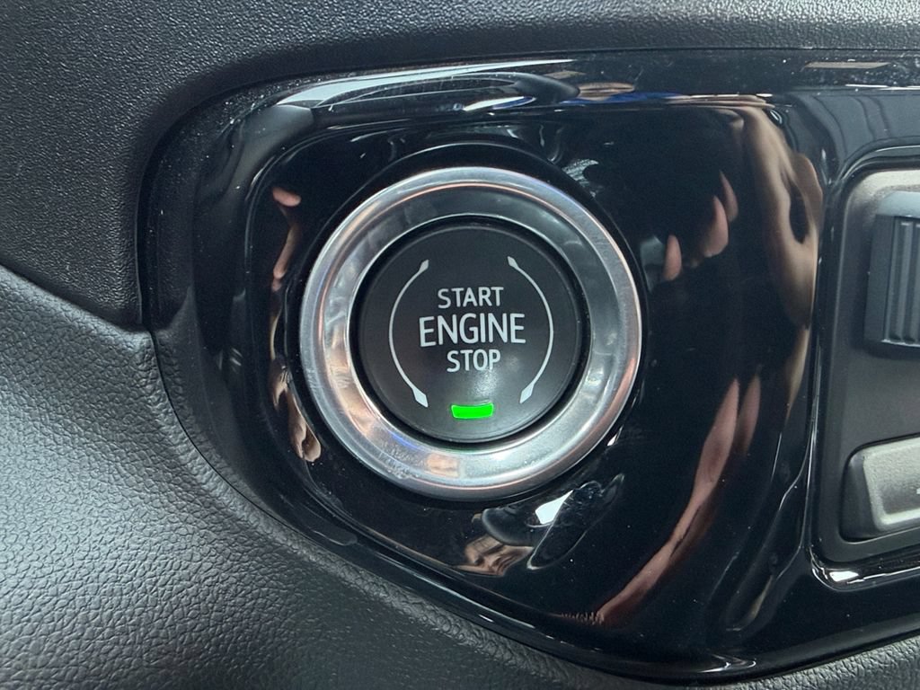 Used 2024 Chevrolet Silverado 3500 High Country w/ High Country Premium Package AWD/4WD image 18
