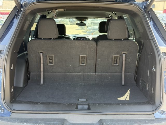 Used 2022 Chevrolet Traverse LT FWD image 31