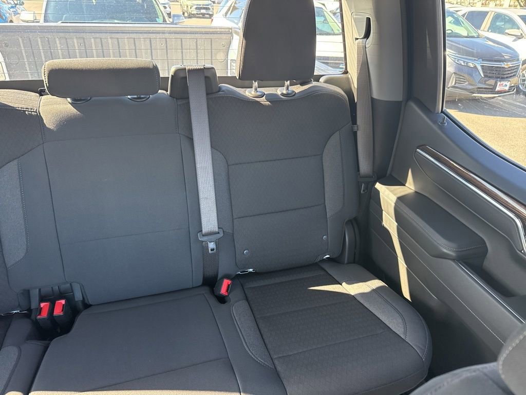 Used 2025 Chevrolet Silverado 1500 LT image 17