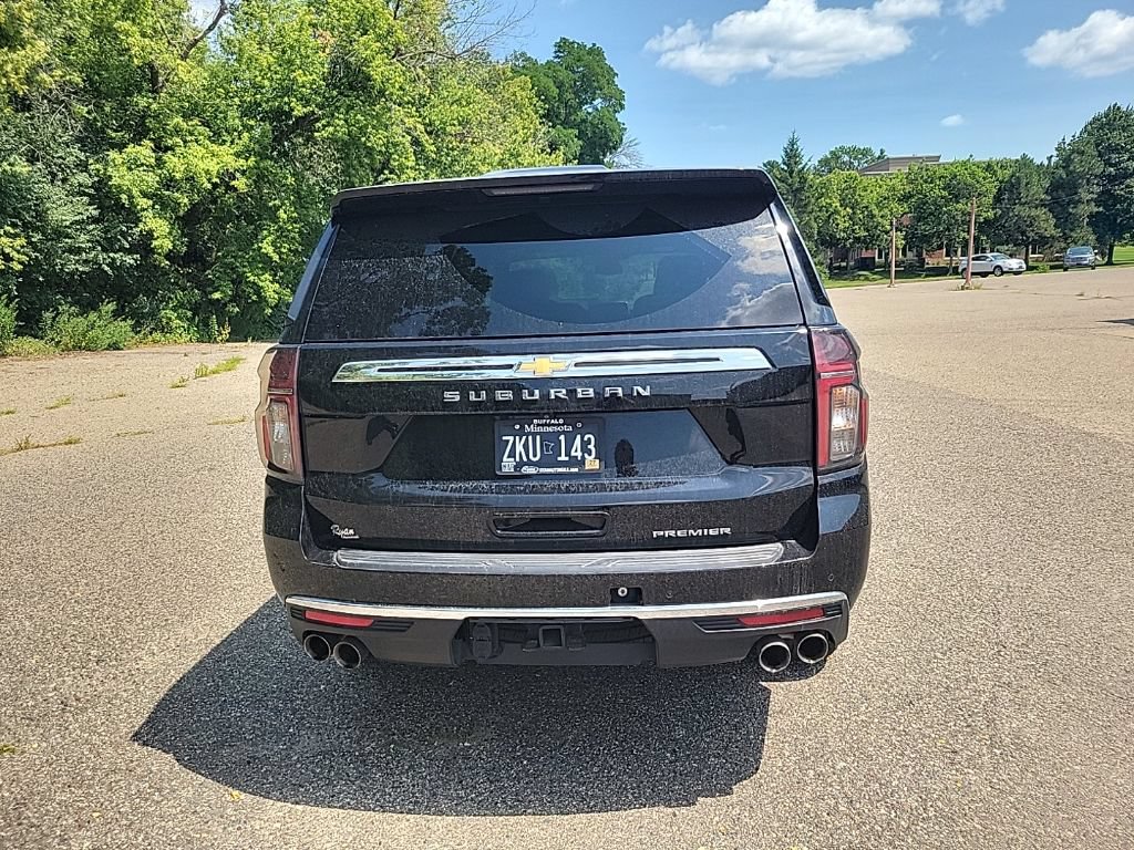 Used 2023 Chevrolet Suburban Premier AWD/4WD image 15