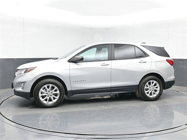 Used 2021 Chevrolet Equinox LS w/ LS Convenience Package image 12