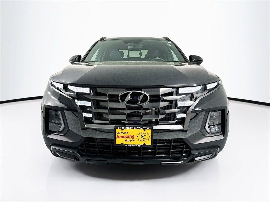 Used 2024 Hyundai Santa Cruz Night AWD/4WD image 2