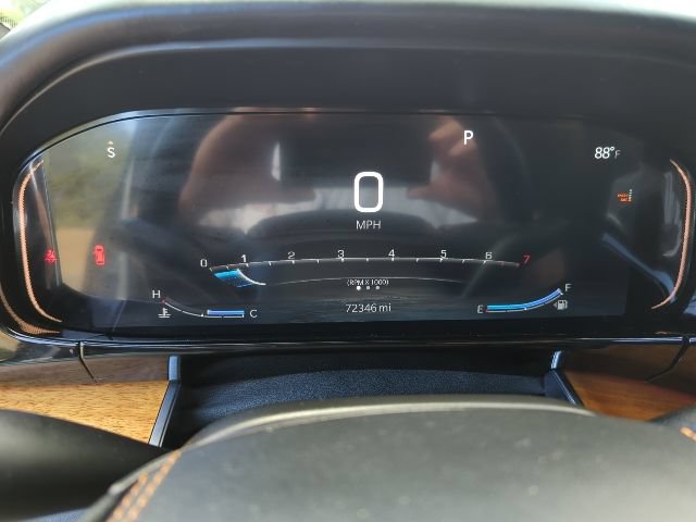 Certified 2022 Jeep Grand Wagoneer Series III w/ HD Trailer Tow Package AWD/4WD image 10