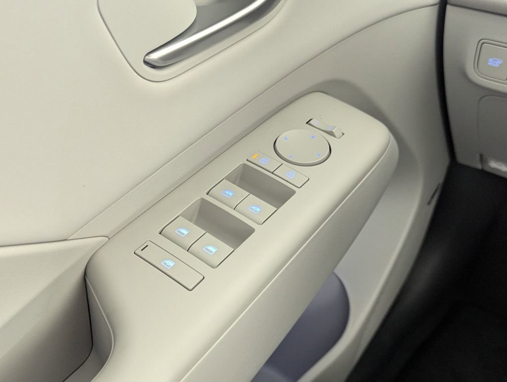 New 2026 Hyundai Kona Limited FWD image 15