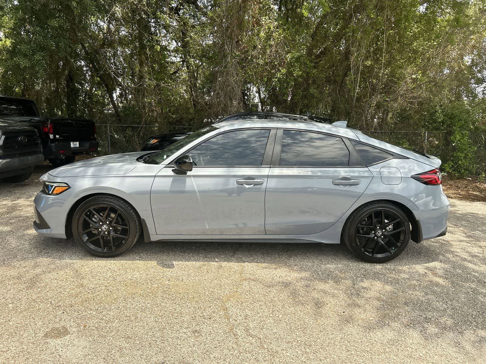 Used 2024 Honda Civic Sport image 4
