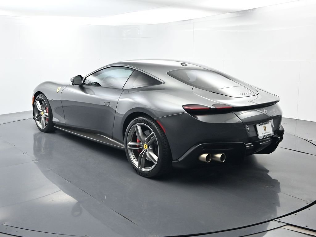 Used 2022 Ferrari Roma RWD image 3