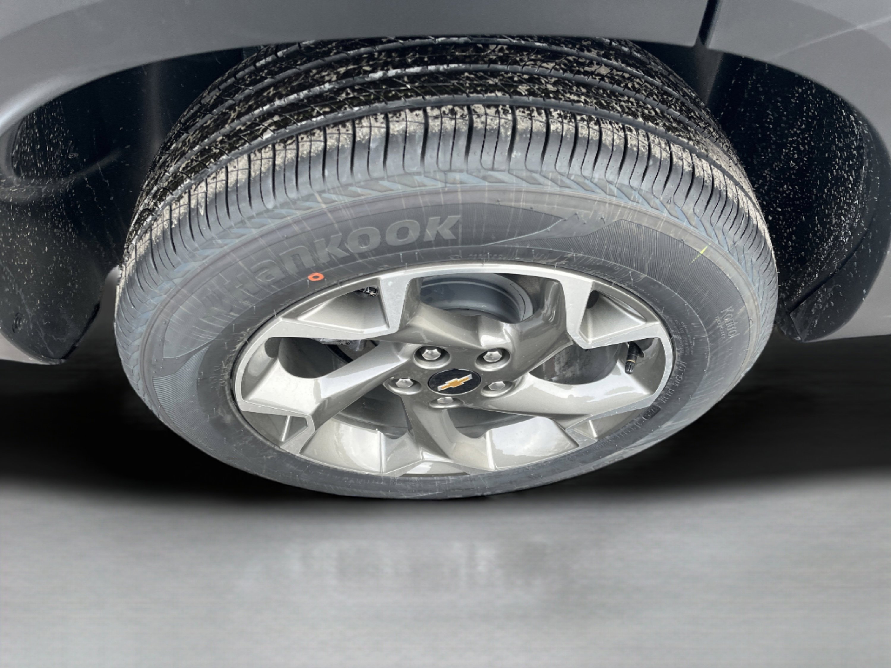 New 2026 Chevrolet Trax LT w/ Sunroof Package image 4