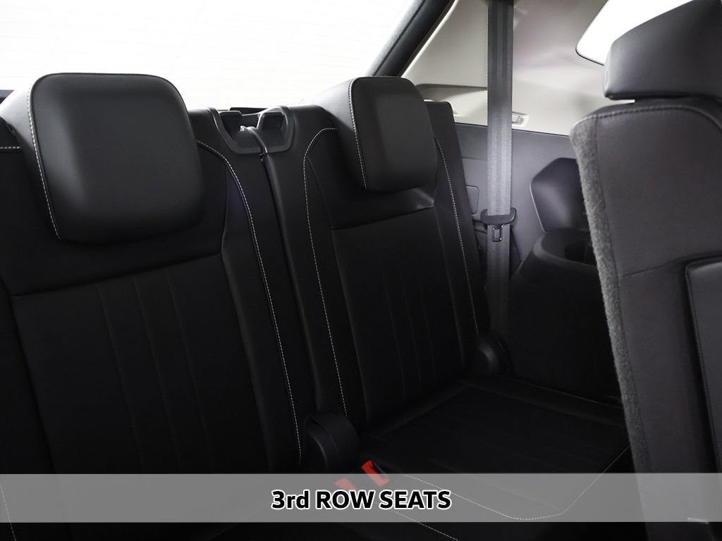 Used 2023 Volkswagen Tiguan SE FWD image 7