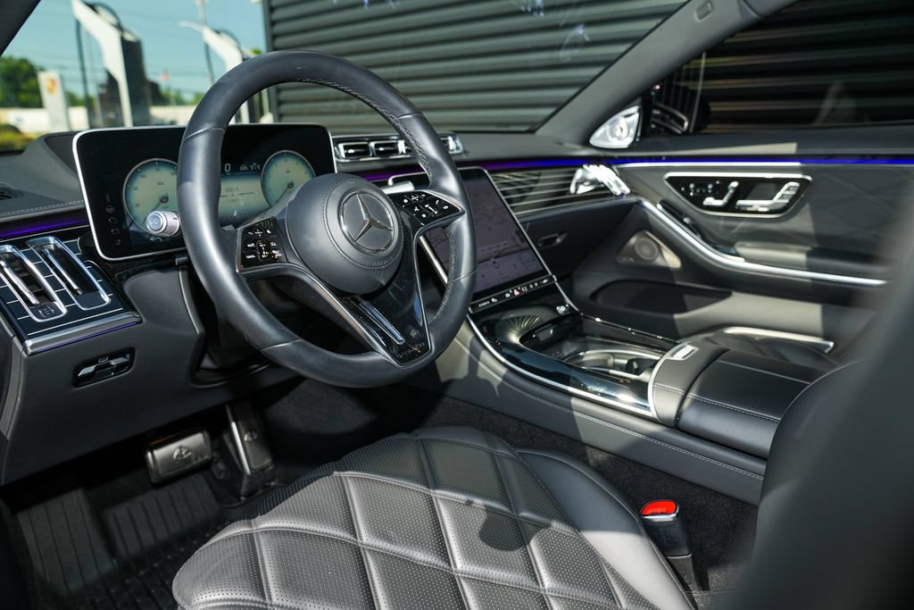 Used 2022 Mercedes-Benz Maybach S 580 4MATIC image 4