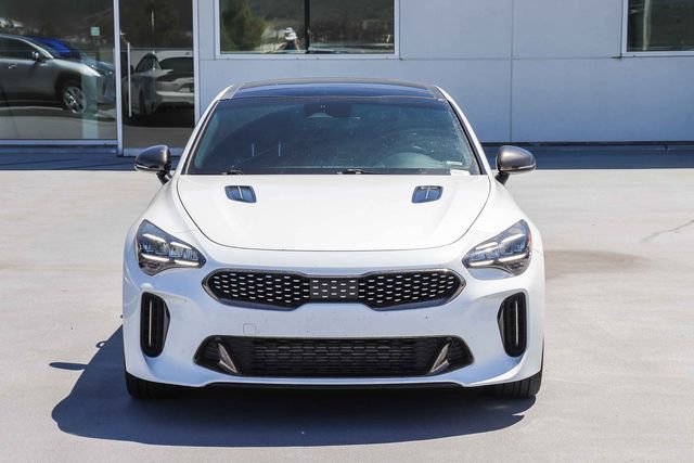 Used 2022 Kia Stinger GT1 RWD image 2