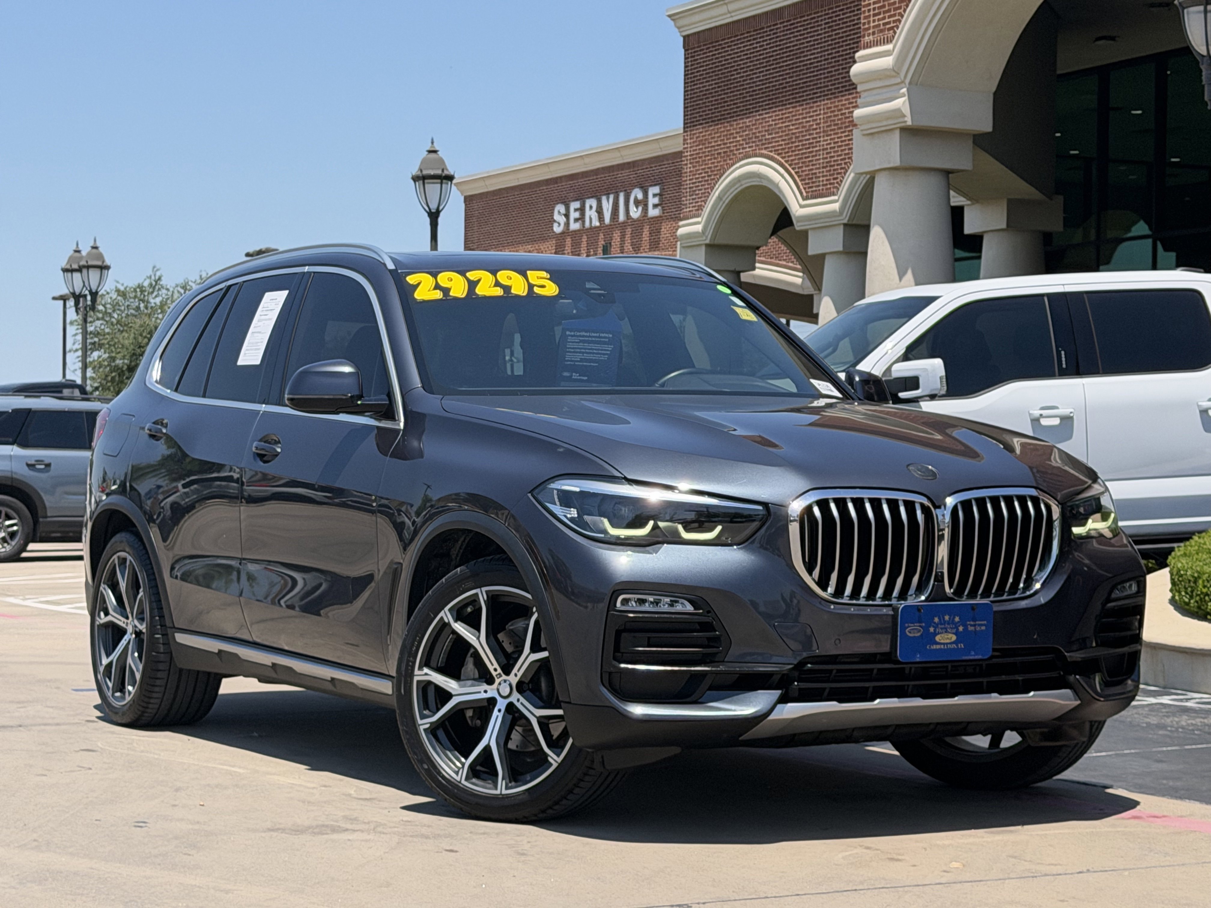 Used 2019 BMW X5 xDrive40i w/ Convenience Package AWD/4WD image 1